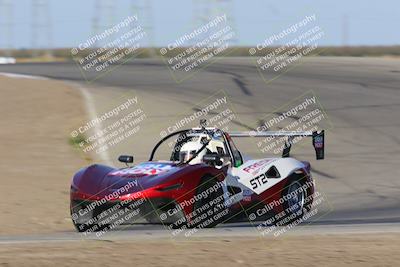 media/Oct-29-2022-CalClub SCCA (Sat) [[e05833b2e9]]/Race Group 2/Race (Outside Grapevine)/